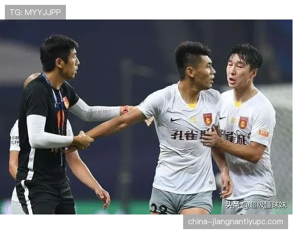 护腿板规则：为什么职业球员必须佩戴，不戴会被判犯规吗？