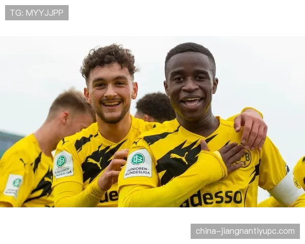 在英超节奏下贝林厄姆和费伦茨双方组织结构分散趋势