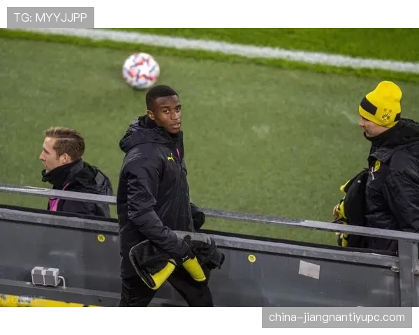 8000万欧加盟皇马，楚阿梅尼的豪门跨越成色几何？